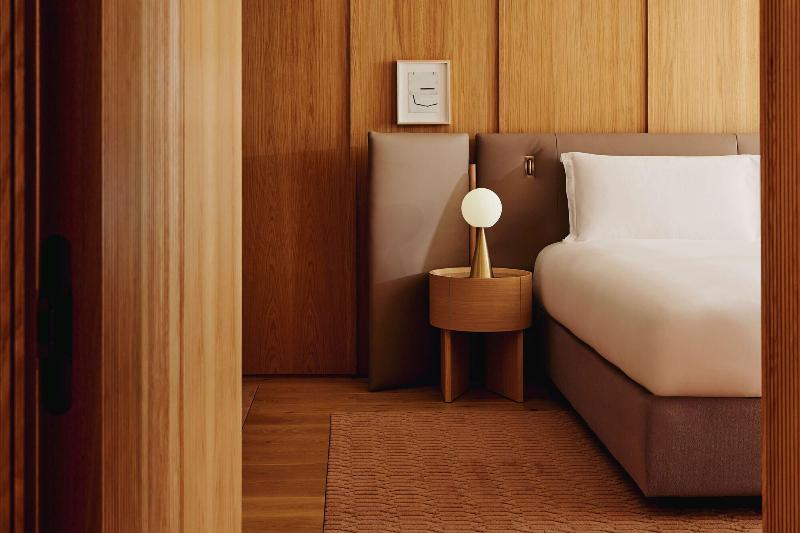 The Emory Maybourne Hotel Collection image