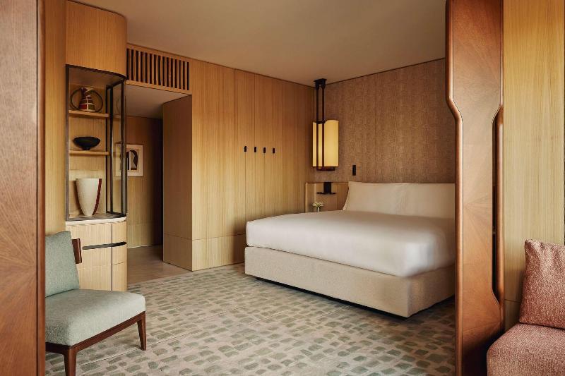 The Emory Maybourne Hotel Collection image