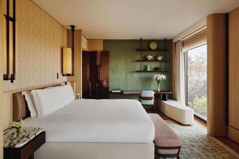 The Emory Maybourne Hotel Collection image