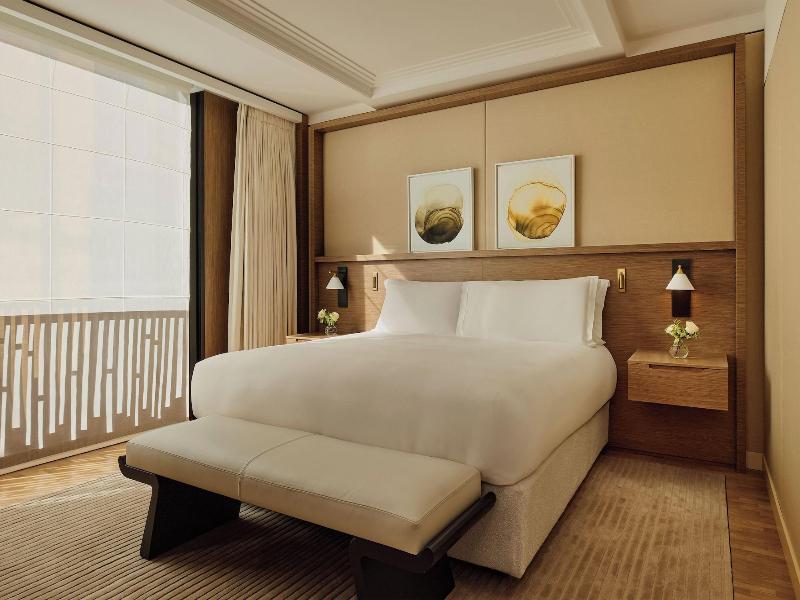 The Emory Maybourne Hotel Collection image