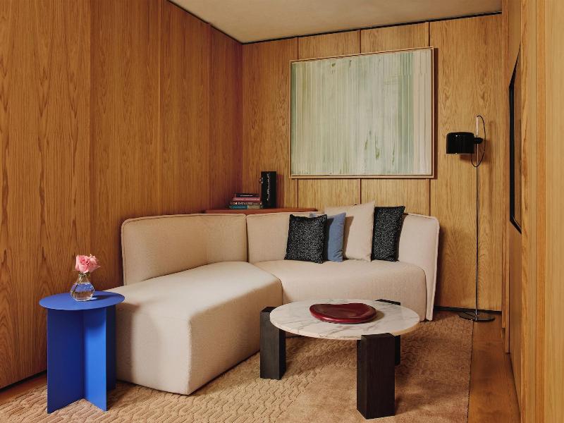 The Emory Maybourne Hotel Collection image