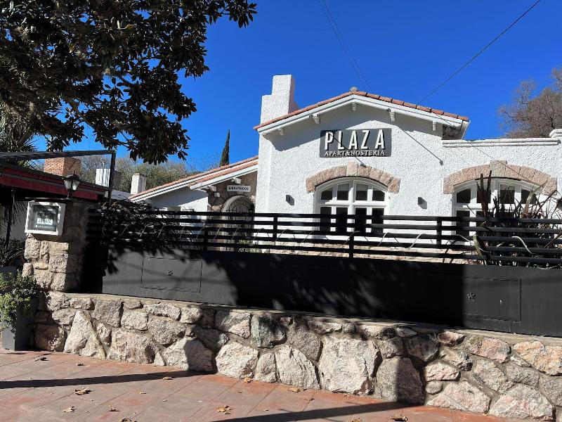 Apart Hostera A Plaza