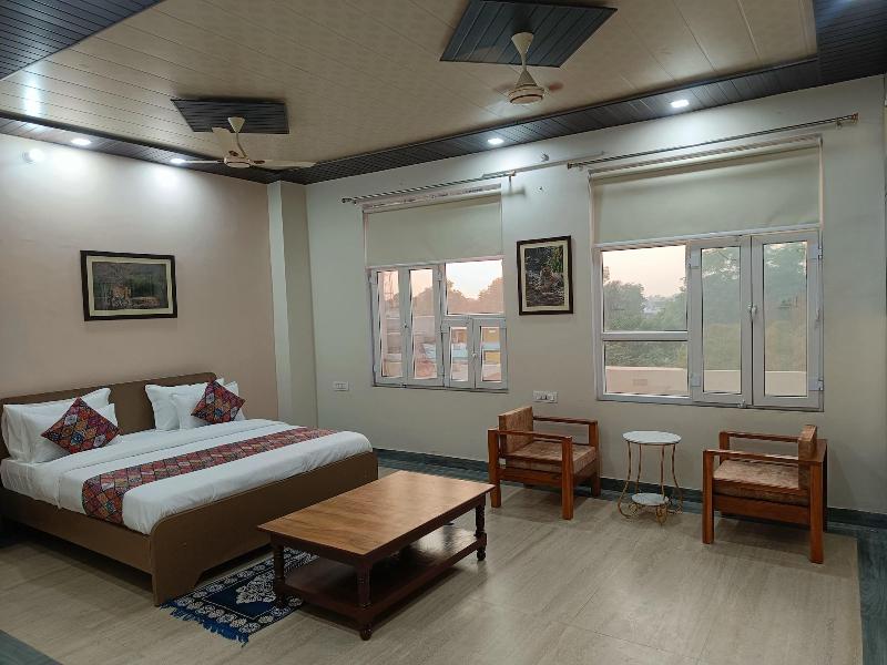 Rao Jagveer Home Stay image