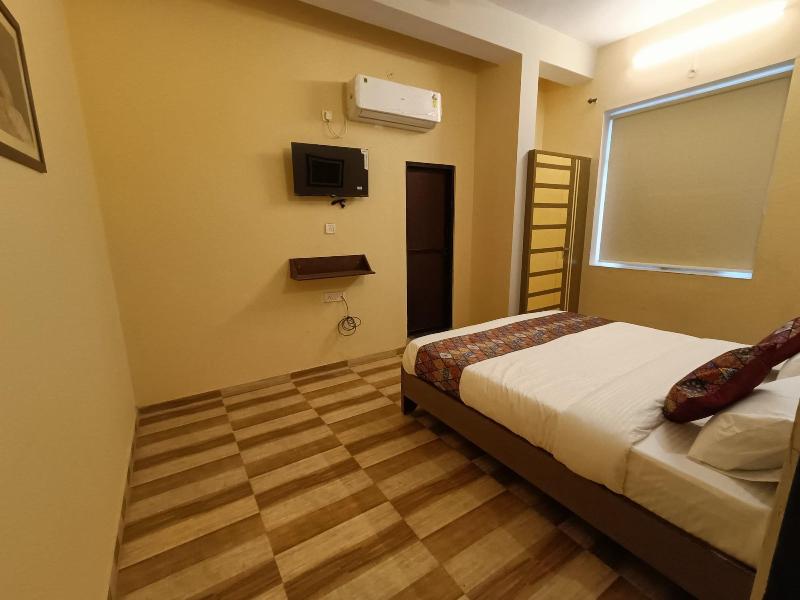 Rao Jagveer Home Stay image