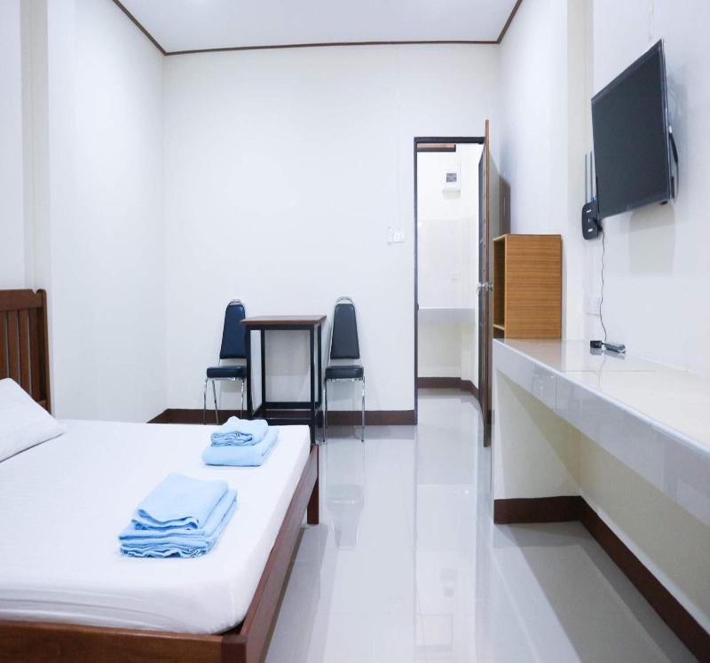 Capital O 75521 Sang Siri Apartment image