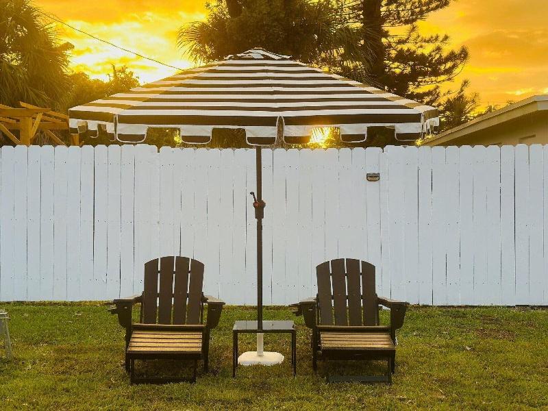 Coastal Guesthouse Wilton Manors image