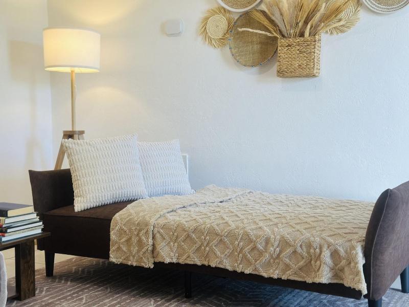 Coastal Guesthouse Wilton Manors image