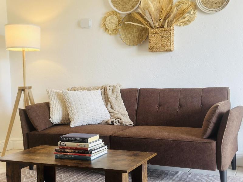 Coastal Guesthouse Wilton Manors image