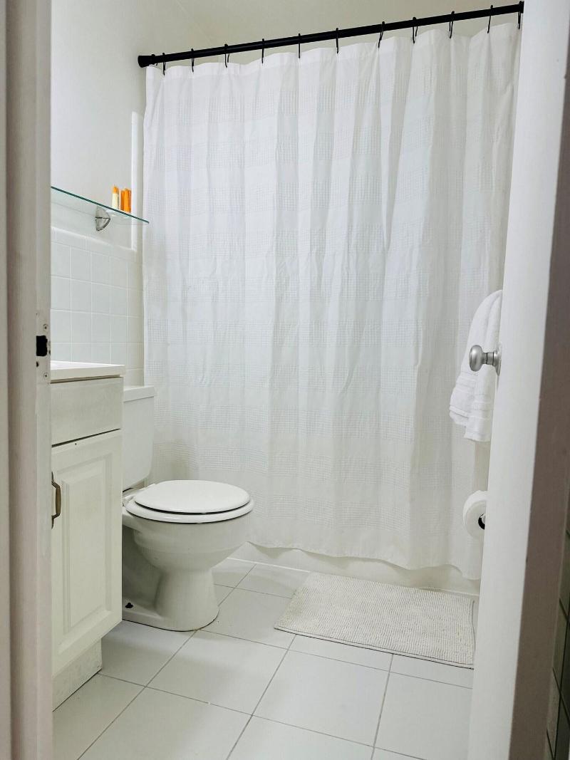 Coastal Guesthouse Wilton Manors image