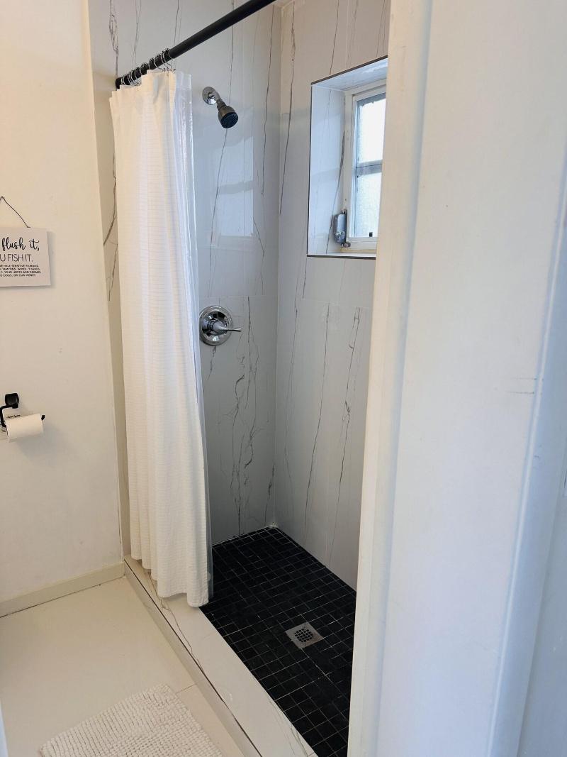 Coastal Guesthouse Wilton Manors image
