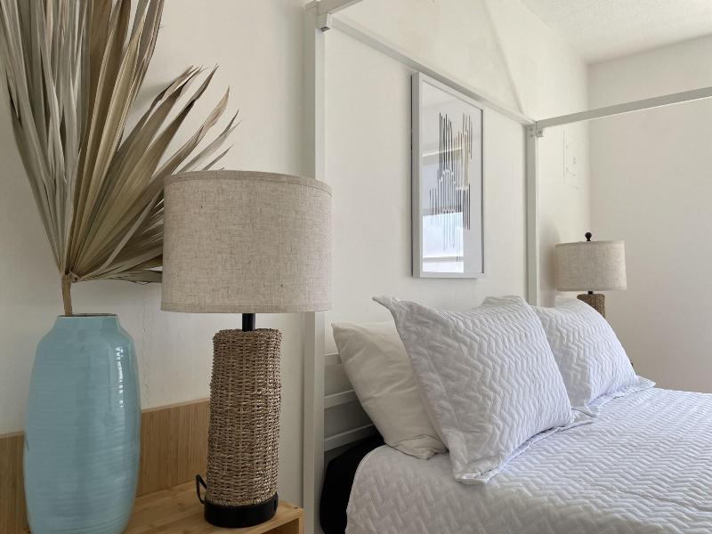 Coastal Guesthouse Wilton Manors image