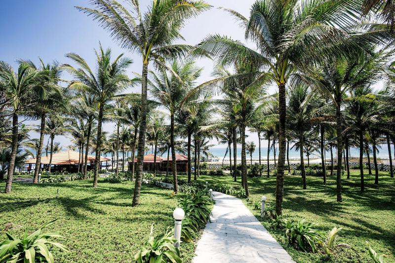 Ocean Waves Resort Cam Ranh image