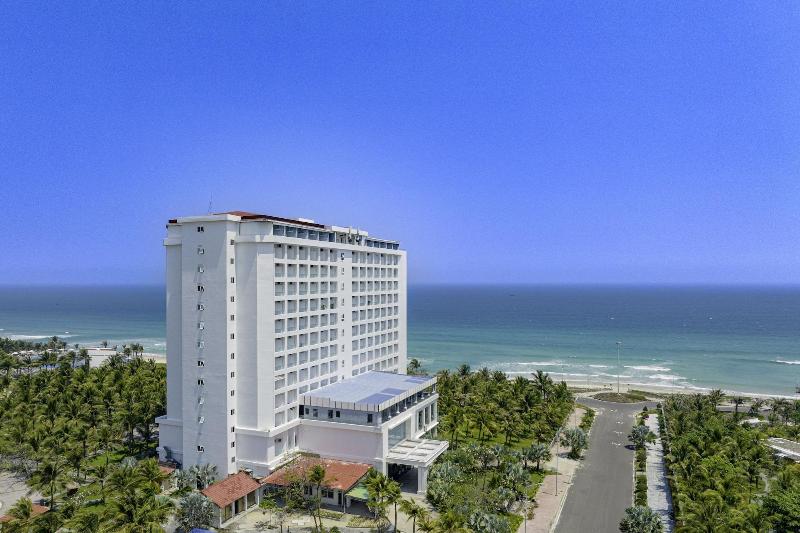 Ocean Waves Resort Cam Ranh image