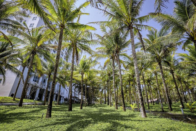 Ocean Waves Resort Cam Ranh image