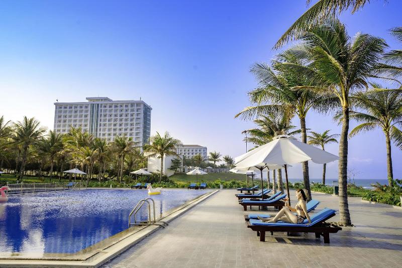 Ocean Waves Resort Cam Ranh image