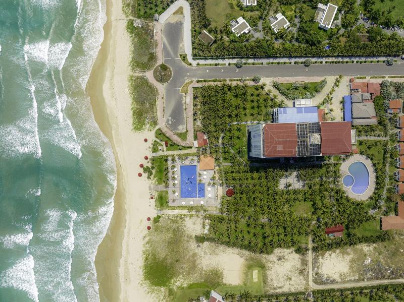 Ocean Waves Resort Cam Ranh image