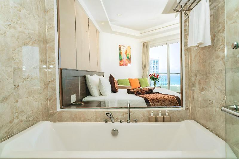 Ocean Waves Resort Cam Ranh image