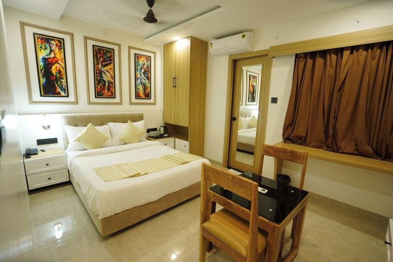 Wishotel Premier The Phoenix Hotel 2 O — view