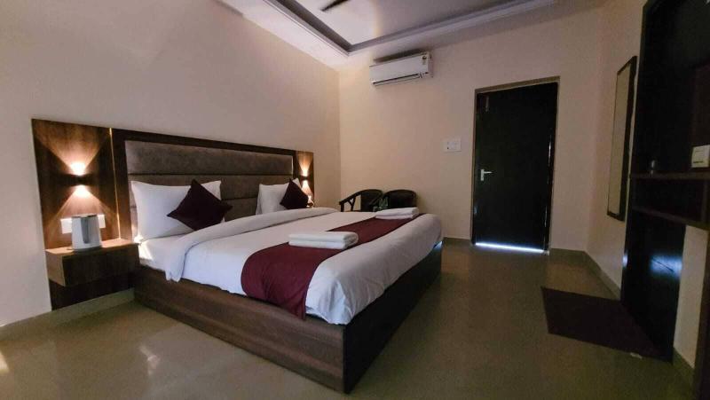 Hotel Keshav Nandan By The Shivaay image