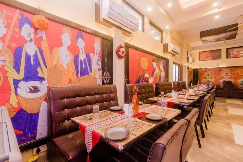 Pheonix By Glitz Hotels image