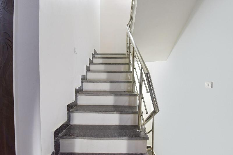 Fabhotel Hari Residency image