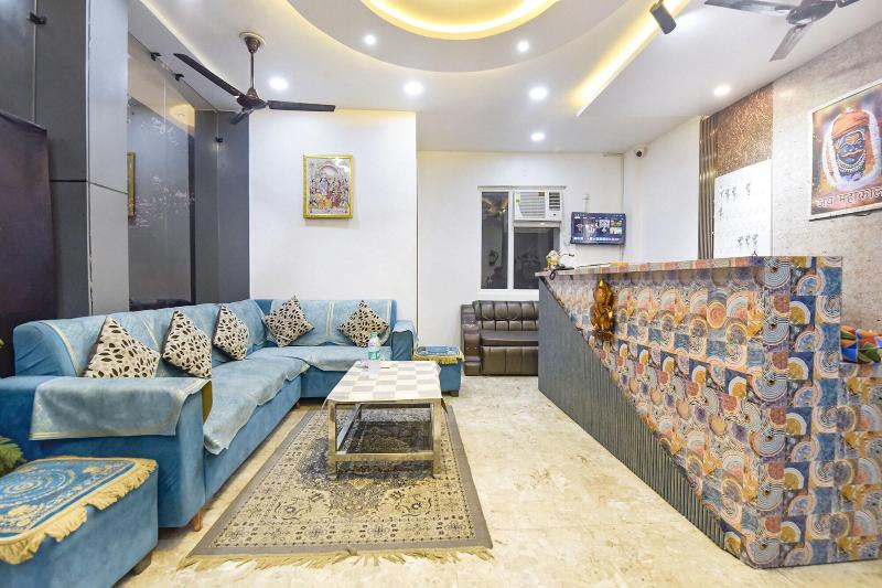 Fabhotel Hari Residency image