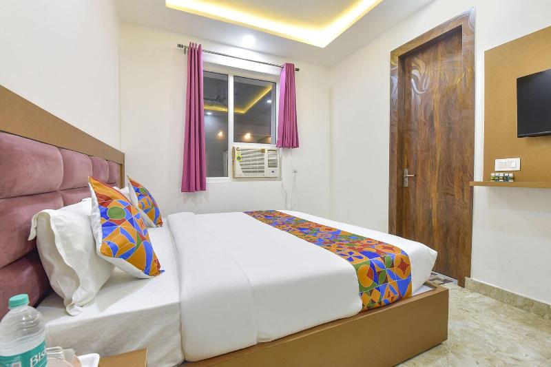 Fabhotel Hari Residency image