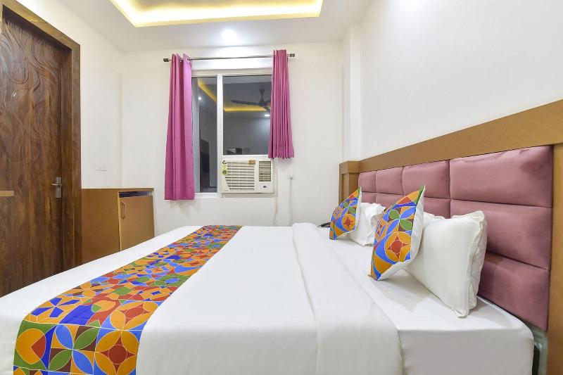 Fabhotel Hari Residency image