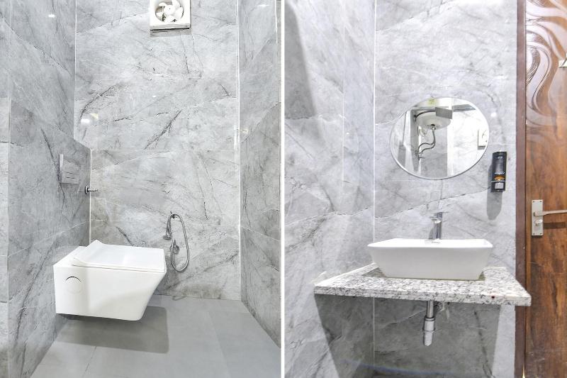 Fabhotel Hari Residency image