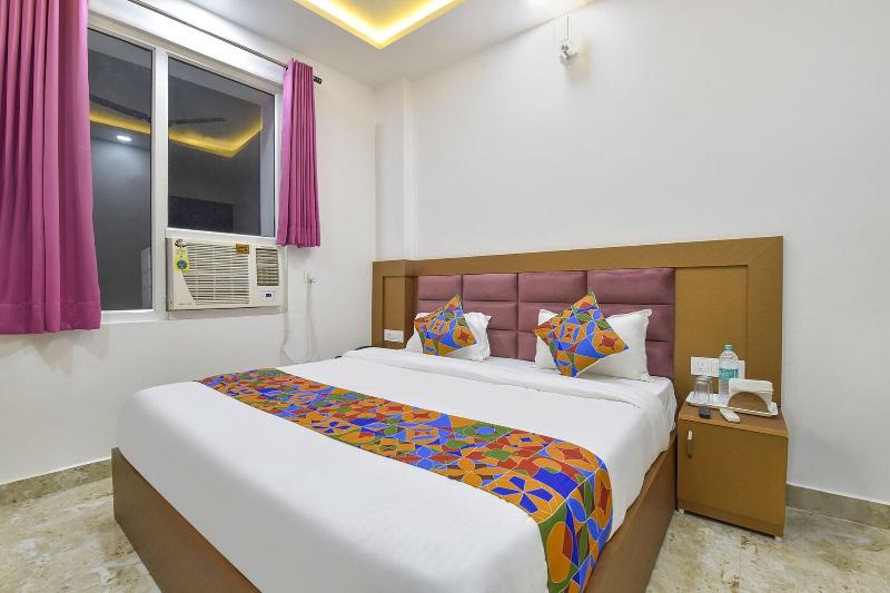 Fabhotel Hari Residency image
