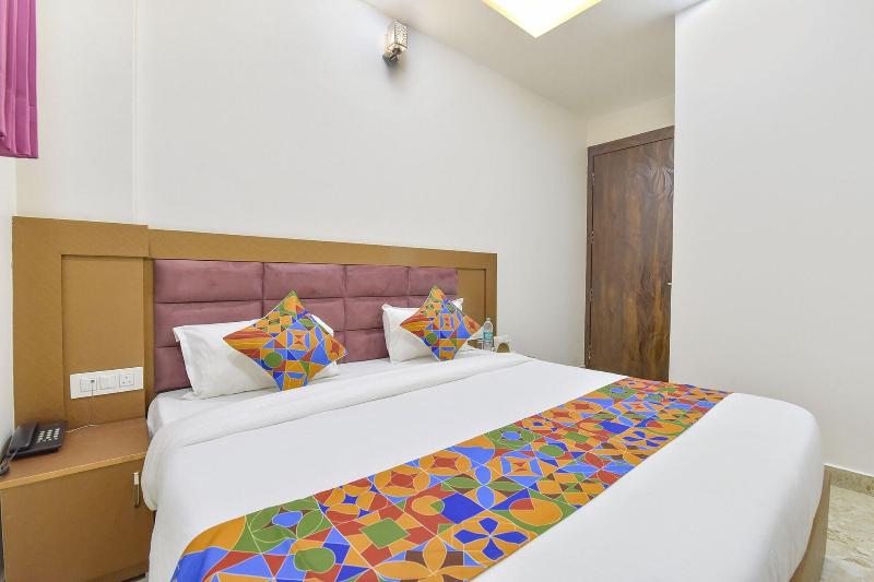Fabhotel Hari Residency image