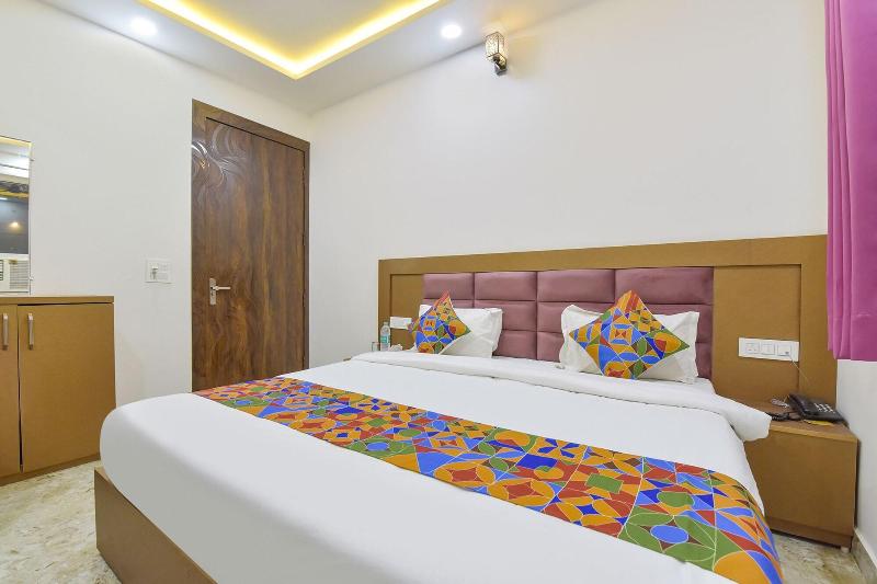 Fabhotel Hari Residency image