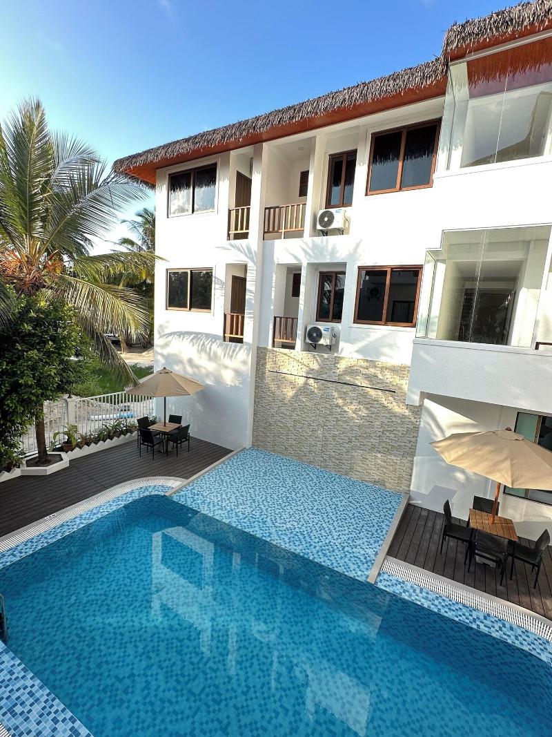 Cocomo Maldives image