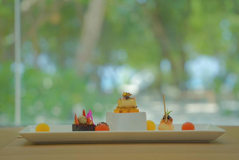 Cocomo Maldives image