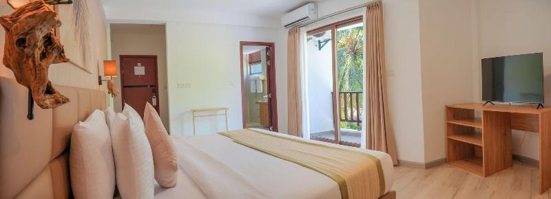 Cocomo Maldives image