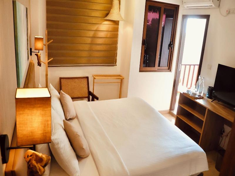 Cocomo Maldives image