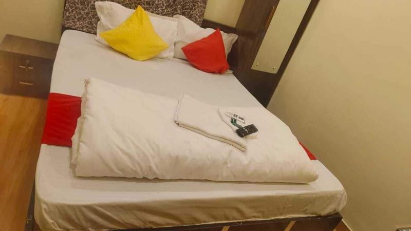 Hotel Metro Galaxy Inn image