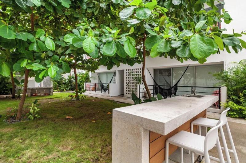 Papaya Suites Diamante Adults Only image