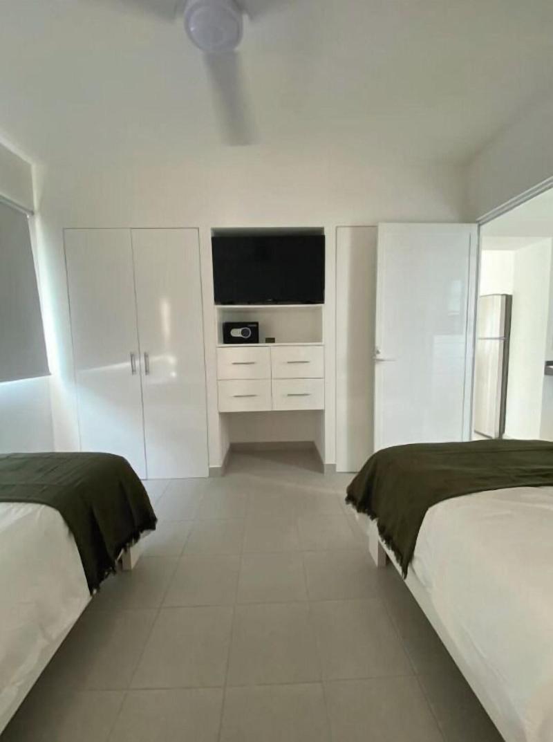 Papaya Suites Diamante Adults Only image