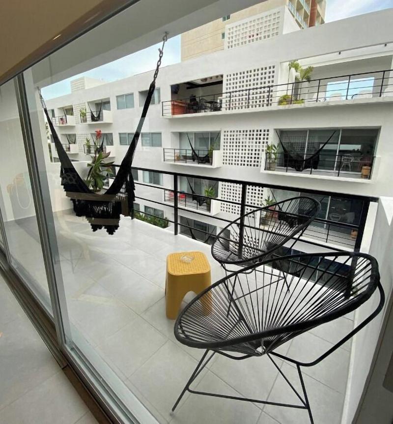 Papaya Suites Diamante Adults Only image