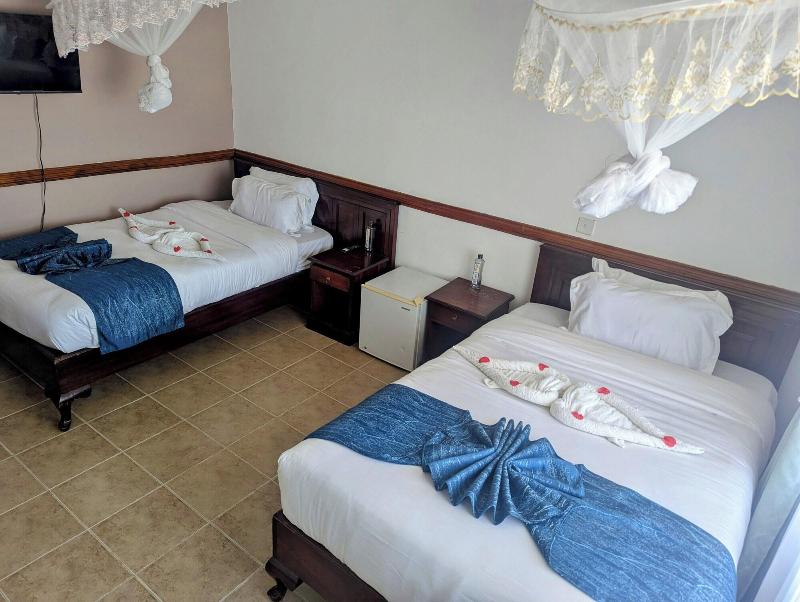 Crescent Resort And Conference Centre image