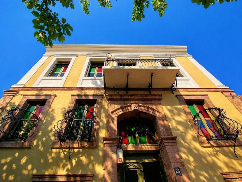 Latibule Macaron Guest House