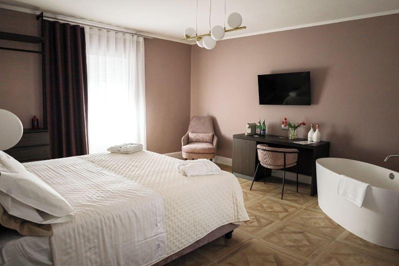 Petrus Rooms image