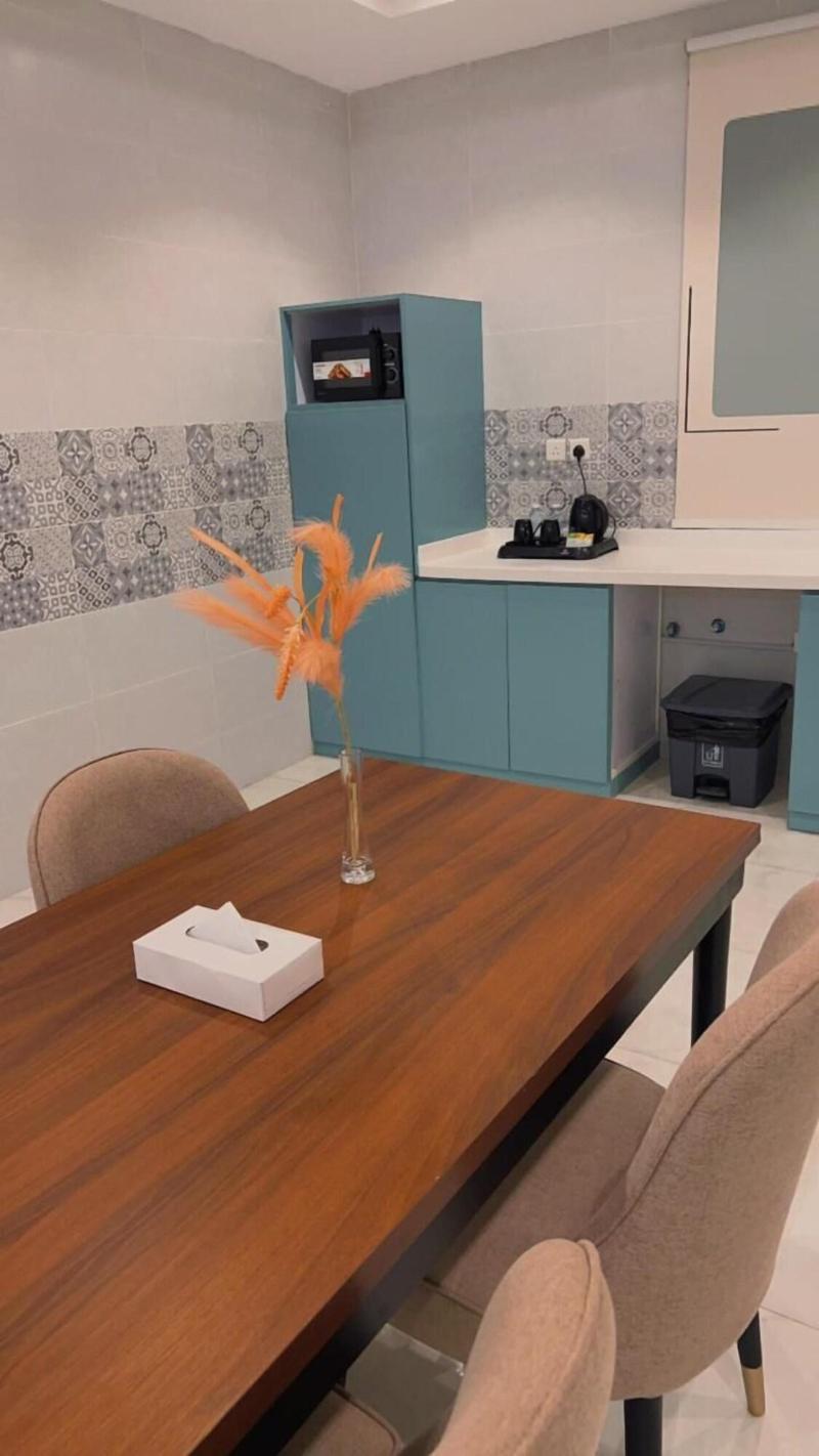 Holiday Plus Mishrifah Apartments image