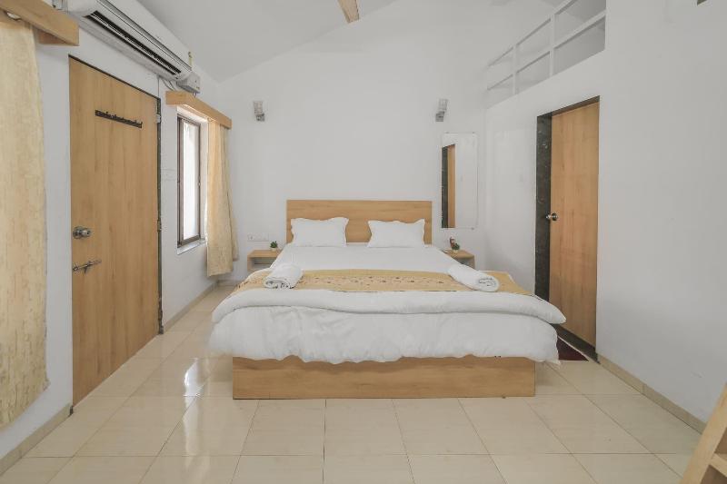 Dream Habitat image