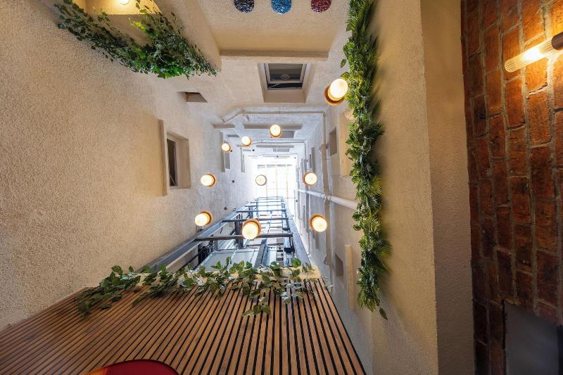 Hexa Apartments Sisli image