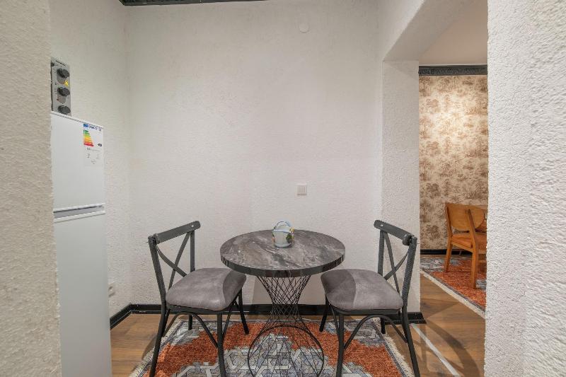 Hexa Apartments Sisli image