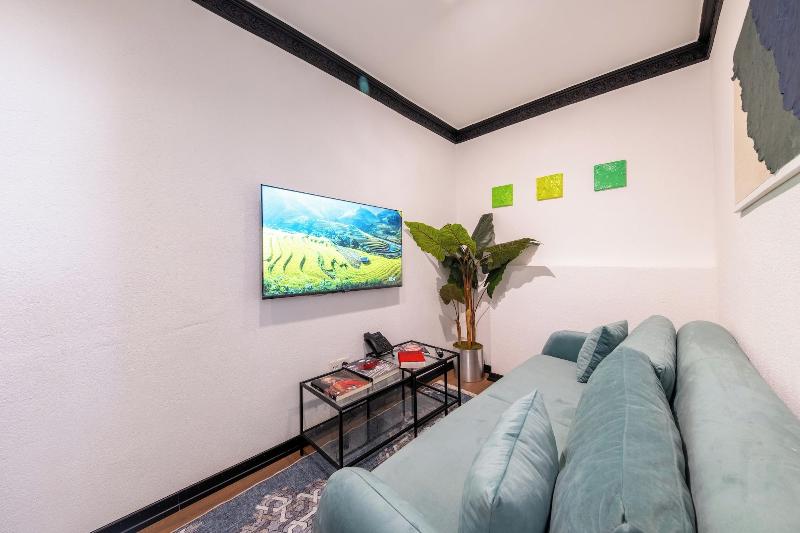 Hexa Apartments Sisli image