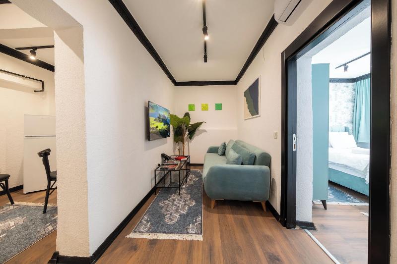 Hexa Apartments Sisli image