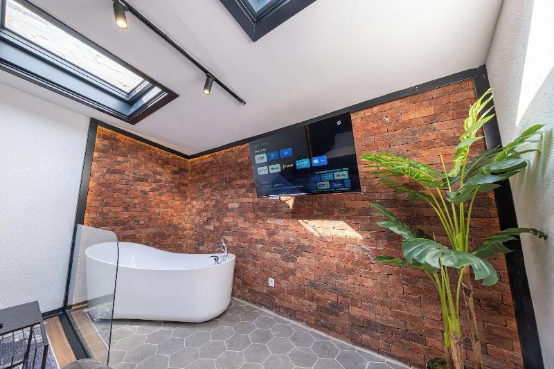 Hexa Apartments Sisli image